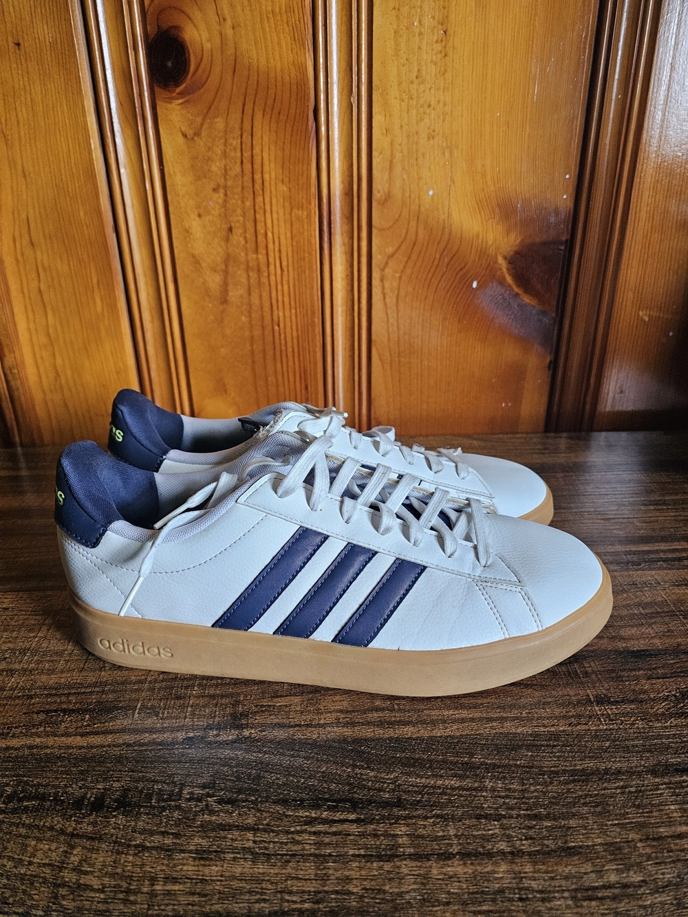 adidas Men’s White Sneakers with Navy Stripes and Gum Sole